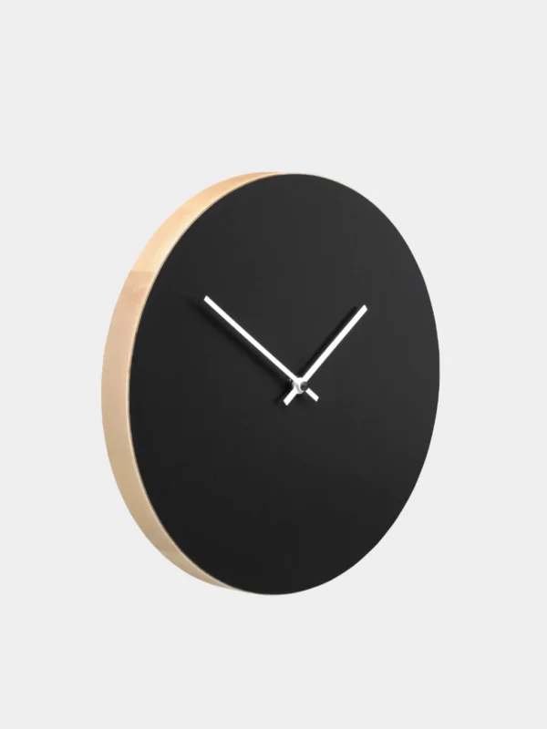 Minimalist Wall Clock – Black Face with Natural Wood Edge
